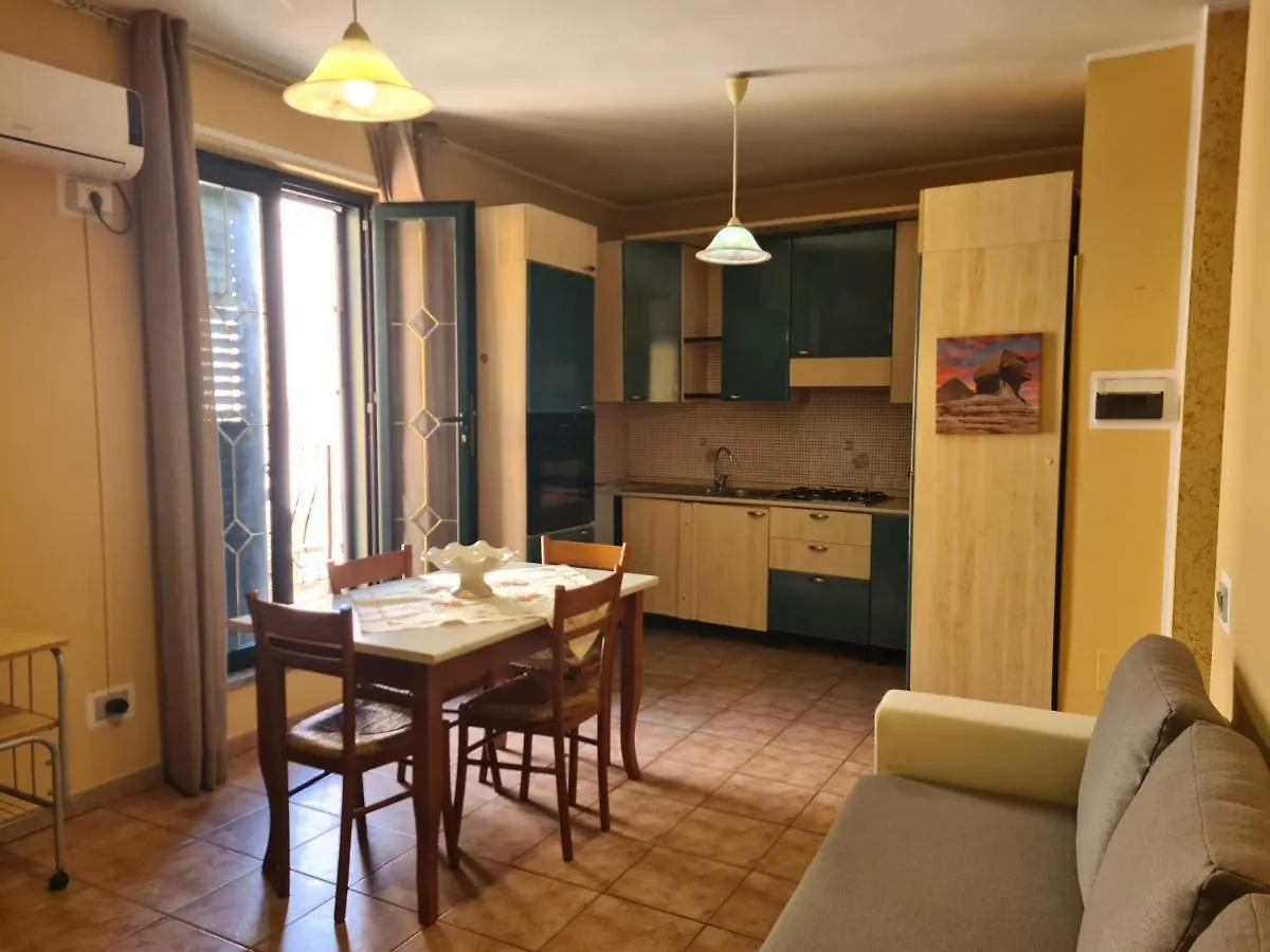 Casa vacanze Casa in centro Villa SantʼAntìoco Italia