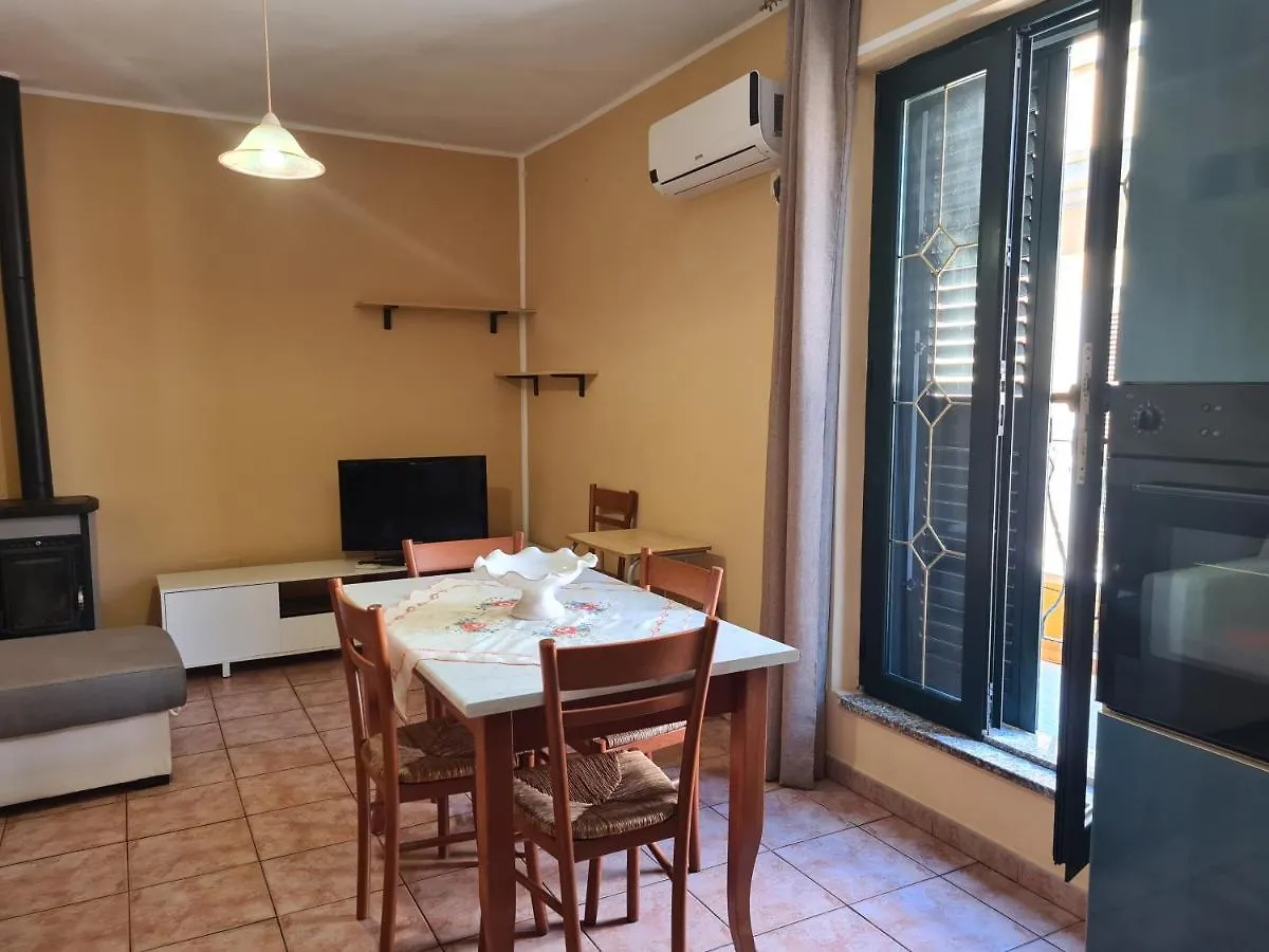 Casa in centro Villa SantʼAntìoco 0*,  Italia